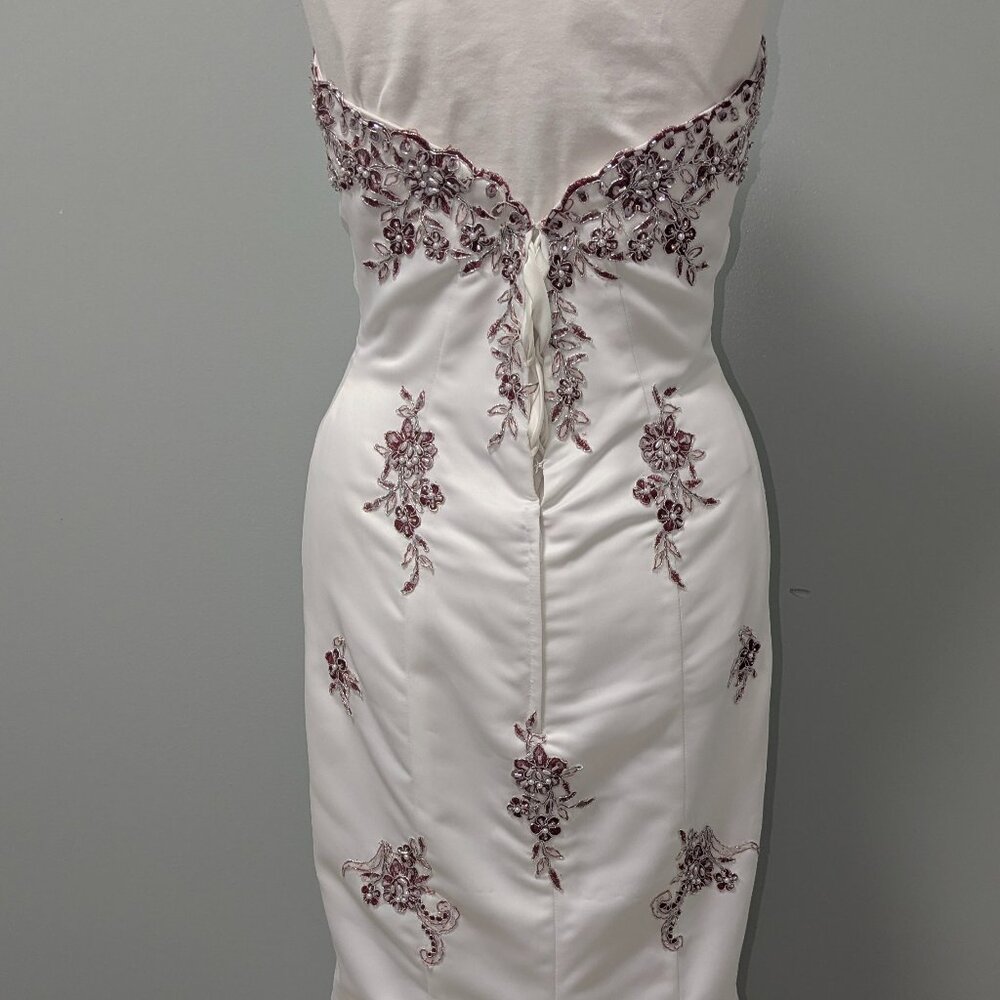 RARE Alfred Angelo Gown – As Seen on the Cover of Harper’s Bazaar Vietnam - Picture 5 of 7